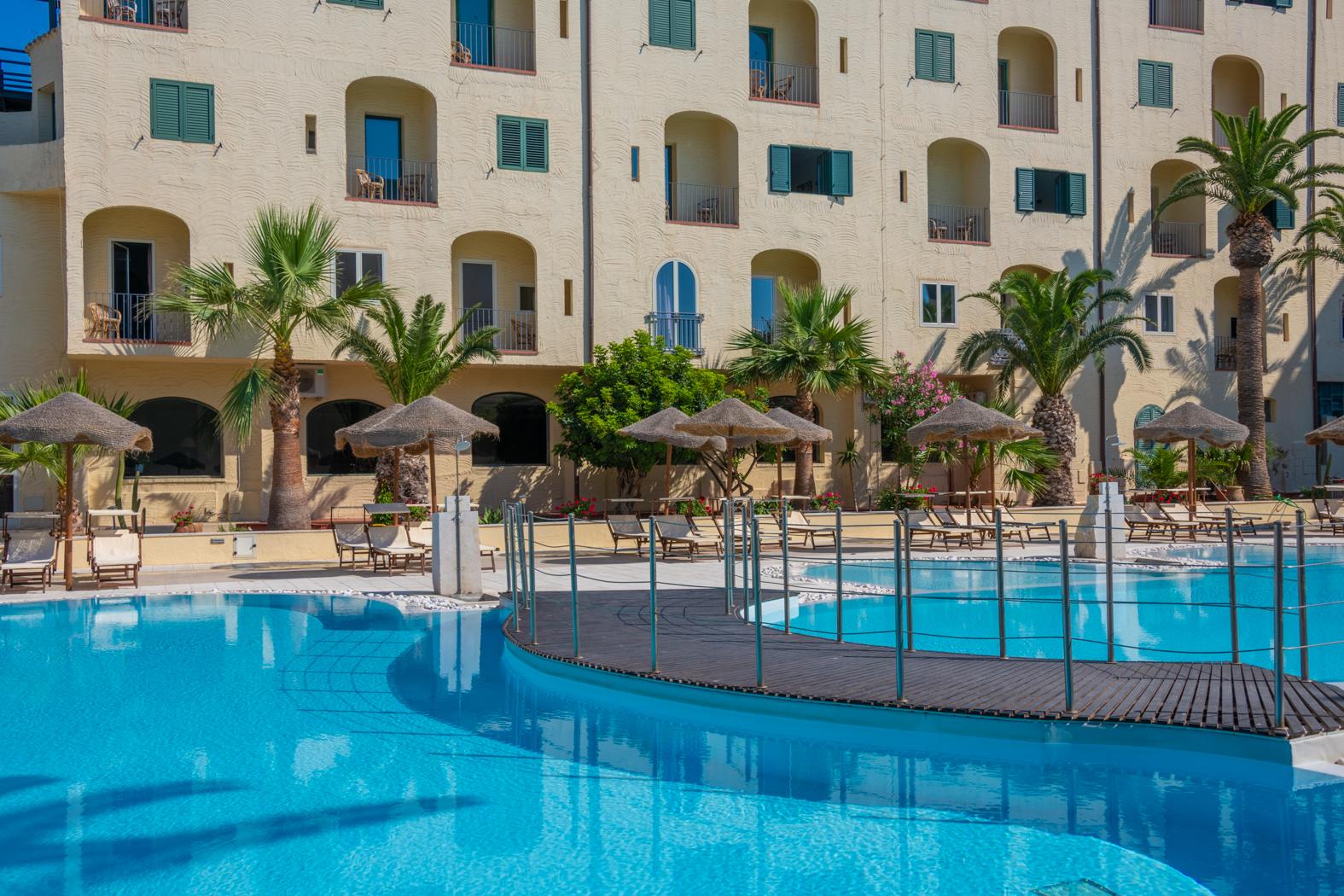 Hotel Hopps มาซารา เดล วัลโล ภายนอก รูปภาพ