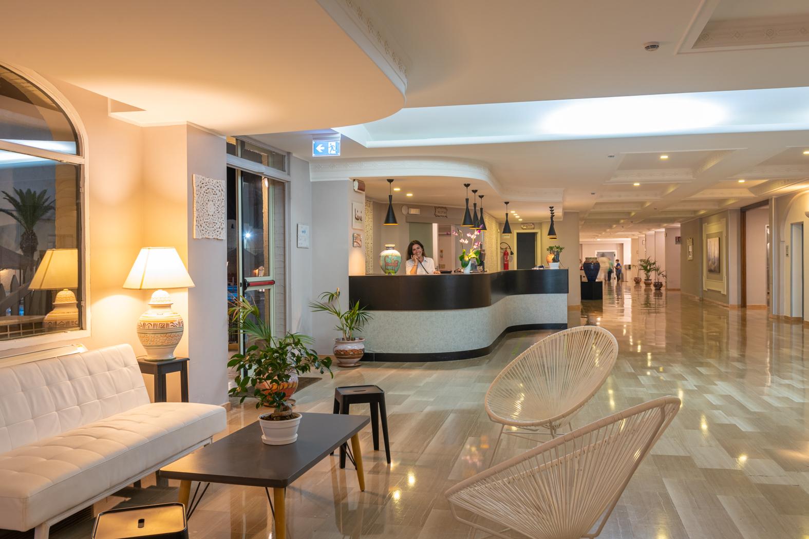 Hotel Hopps มาซารา เดล วัลโล ภายนอก รูปภาพ